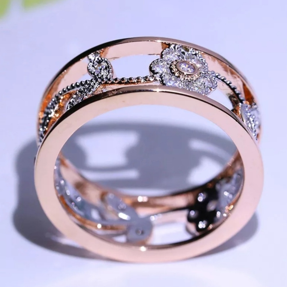 Rose Gold Crystal Flowers Copper Ring 6.5m - Picture 4 of 6
